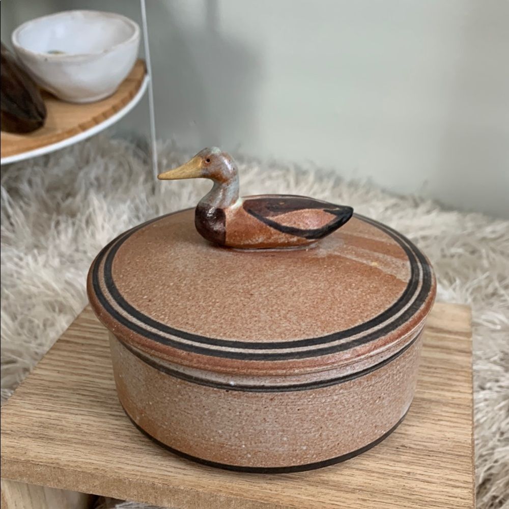 Deneen‎ Pottery St. Paul MN Stoneware Covered Duck Trinket Jewelry Container